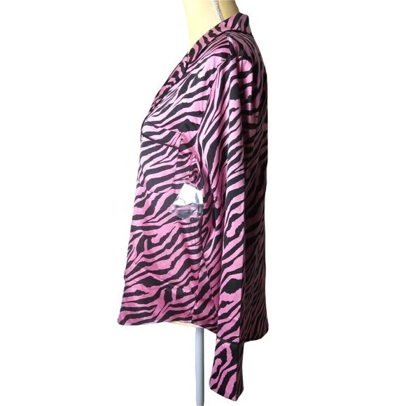 VICTORIA'S SECRET Afterhours Satin Sleep Top Size M Made in Indonesia. - Picture 3 of 8